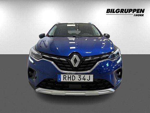 Renault Captur 2 of 15