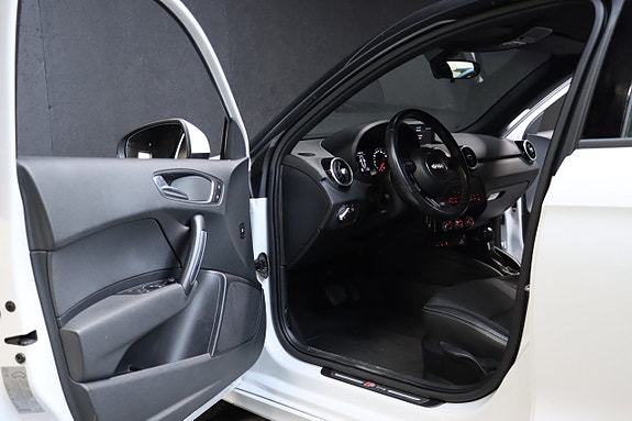 Audi A1 10 of 24