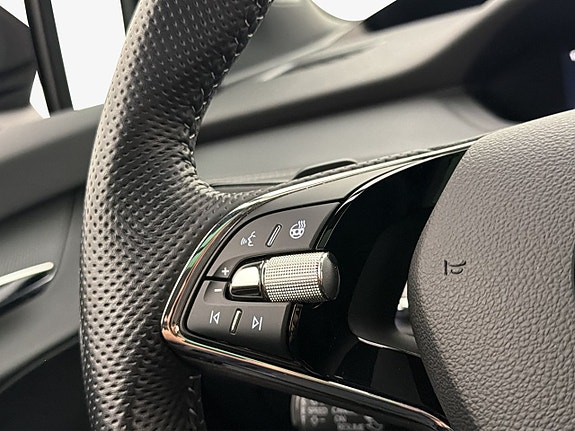 Skoda Enyaq 18 of 30