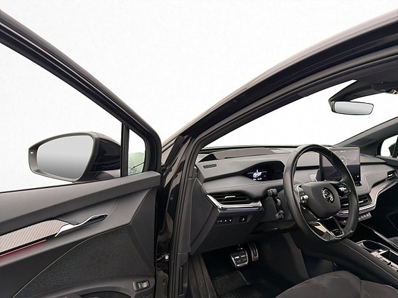 Skoda Enyaq 12 of 30
