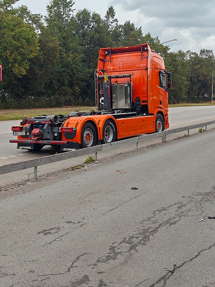Scania Två lastväxlare till salu – möjlighet att överta kredit 3 of 3