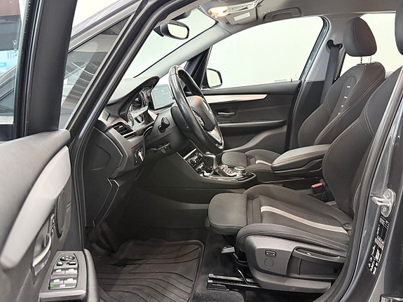 BMW 220d 8 of 17