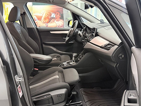 BMW 220d 10 of 17