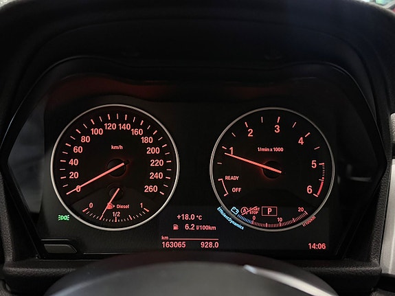 BMW 220d 5 of 17