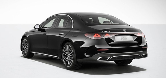 Mercedes-Benz E300 3 of 8