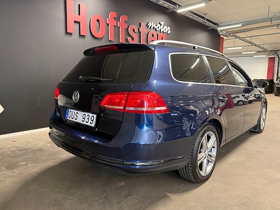 Volkswagen Passat 3 of 22