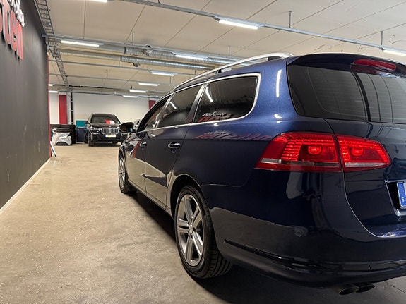Volkswagen Passat 6 of 22