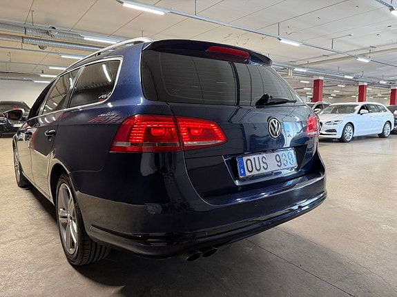 Volkswagen Passat 5 of 22