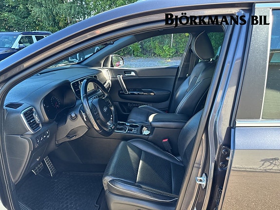 Kia Sportage 8 of 15