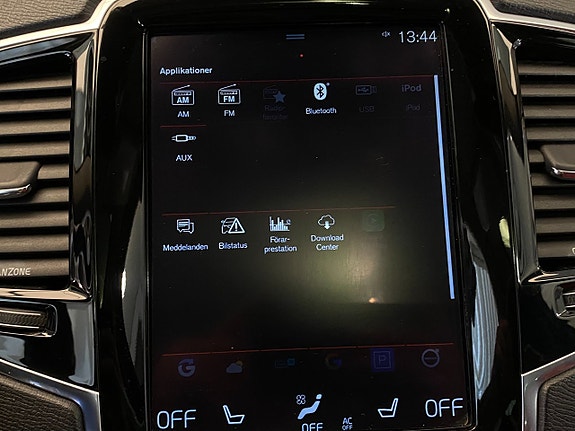 Volvo XC90 13 of 30