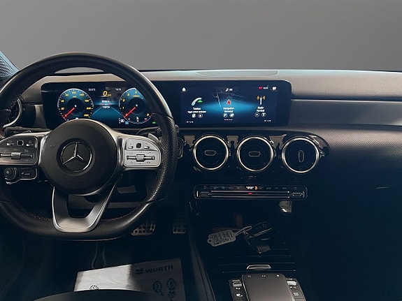 Mercedes-Benz A180 9 of 10