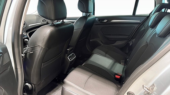Renault Megane 12 of 19