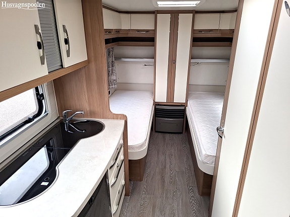 Hobby 460 LU De Luxe Långbäddar, Solpanel, Markis 5 of 9