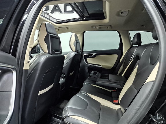 Volvo XC60 30 of 30