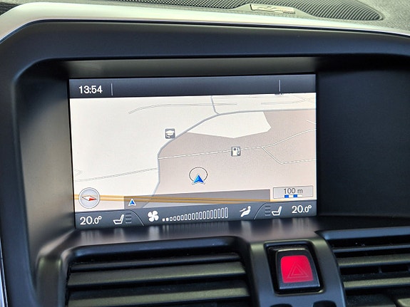 Volvo XC60 20 of 30