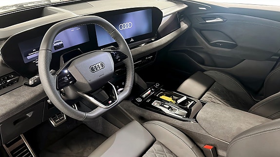 Audi Q6 e-tron 7 of 19