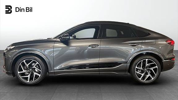 Audi Q6 e-tron 2 of 19