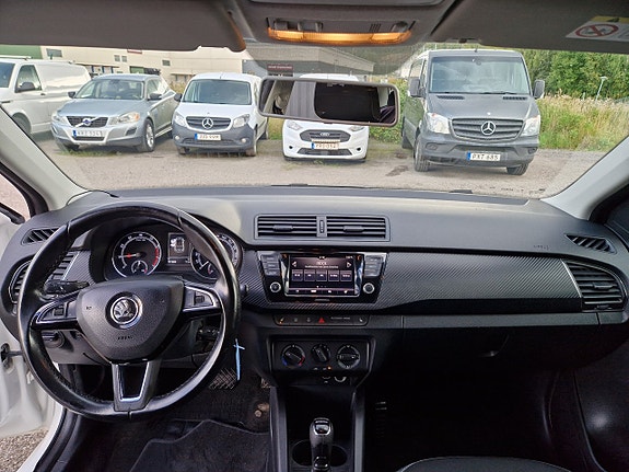 Skoda Fabia 3 of 9