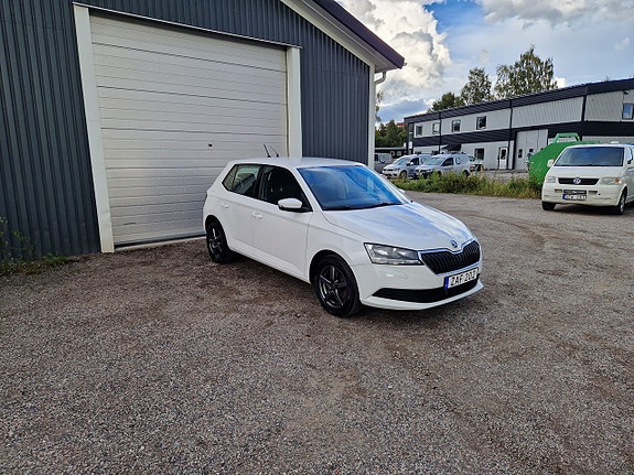 Skoda Fabia 5 of 9