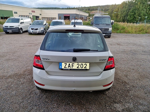 Skoda Fabia 6 of 9