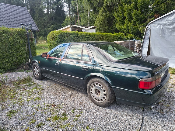 Cadillac Seville STS 4 of 5