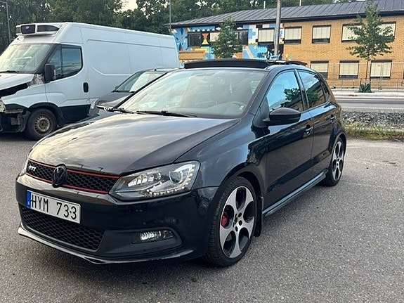 Volkswagen Polo 2 of 7