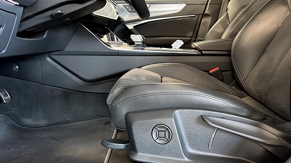 Audi A6 9 of 22