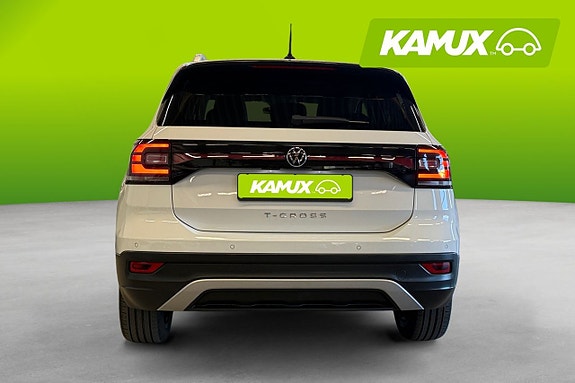 Volkswagen T-Cross 5 of 21