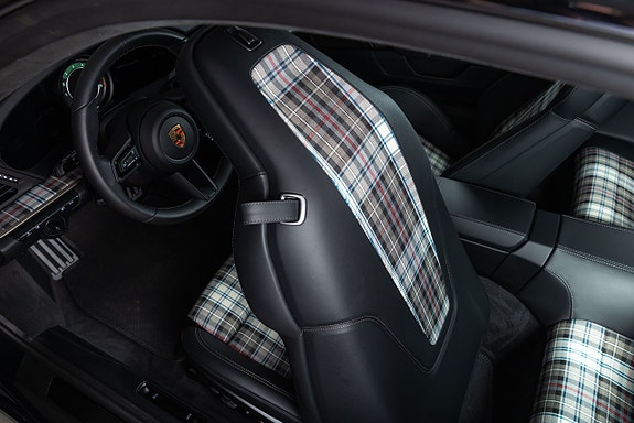 Porsche 911 Turbo S 20 of 23