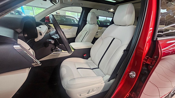 Mazda CX-80 12 of 13