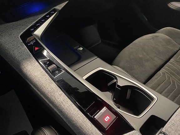Peugeot 3008 24 of 28