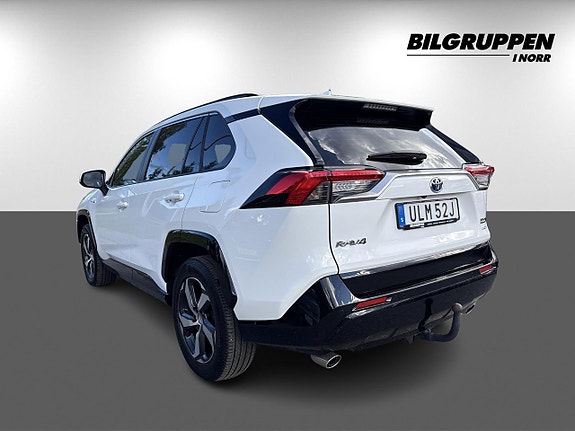 Toyota RAV4 6 of 14