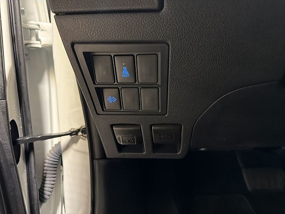 Toyota HiLux 14 of 15