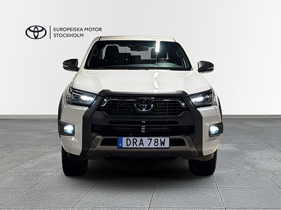 Toyota HiLux 5 of 15