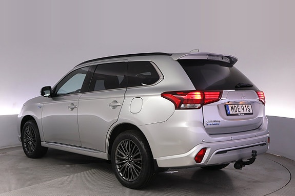 Mitsubishi Outlander 4 of 27