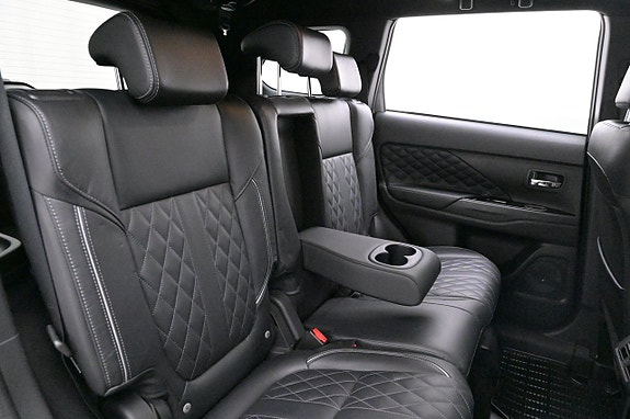 Mitsubishi Outlander 21 of 27