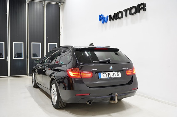 BMW 320d 4 of 22