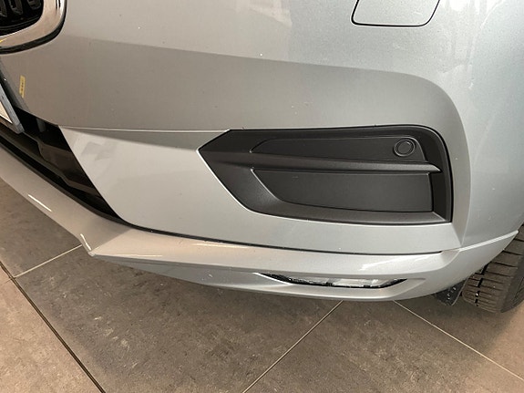 Volvo XC60 19 of 23