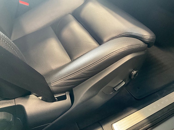 Volvo XC60 22 of 23