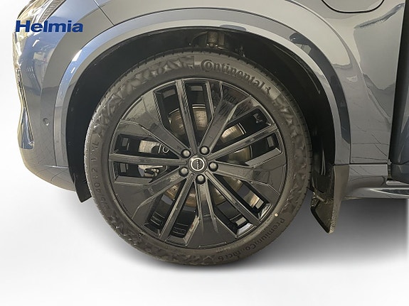 Volvo XC90 17 of 18