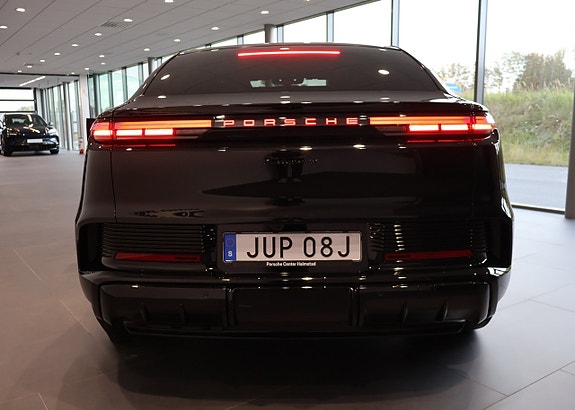 Porsche Cayenne Coupe 5 of 16