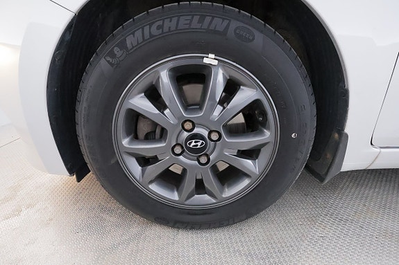 Hyundai i20 25 of 25