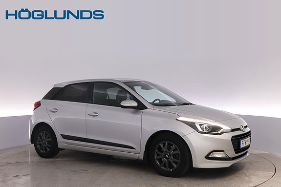 Hyundai i20 2 of 25