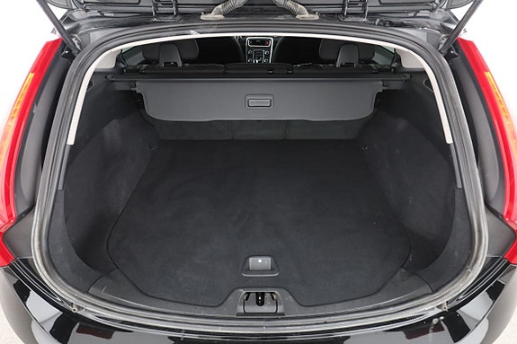 Volvo V60 18 of 30
