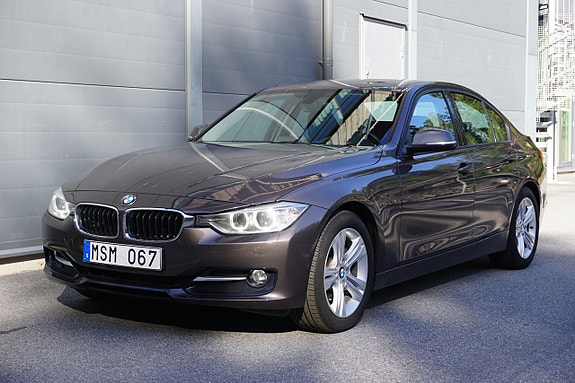 BMW 320d 9 of 30