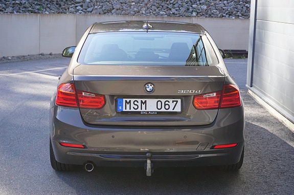 BMW 320d 6 of 30