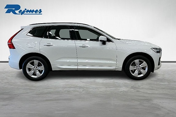 Volvo XC60 5 of 17