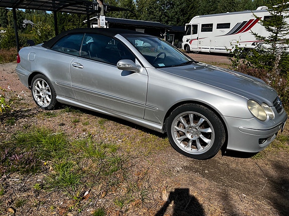 Mercedes-Benz CLK500 6 of 11