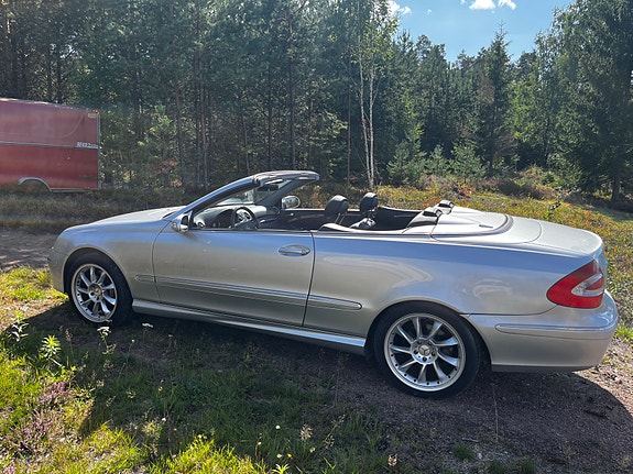 Mercedes-Benz CLK500 7 of 11