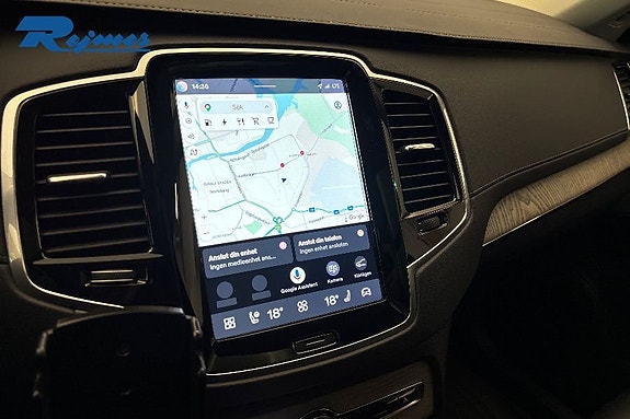 Volvo XC90 11 of 23
